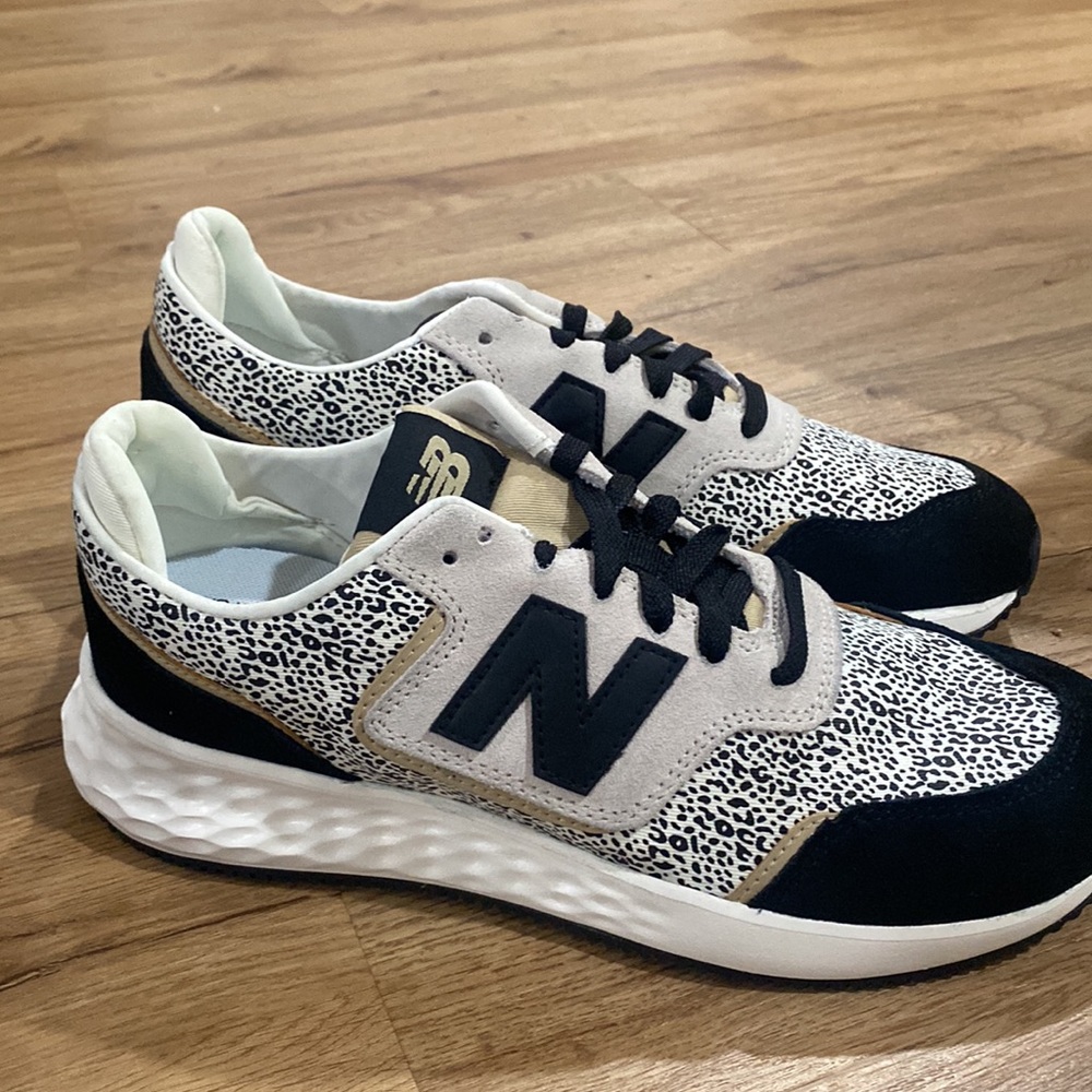 New balance fresh form sneakers size 7.5 brand new in box!